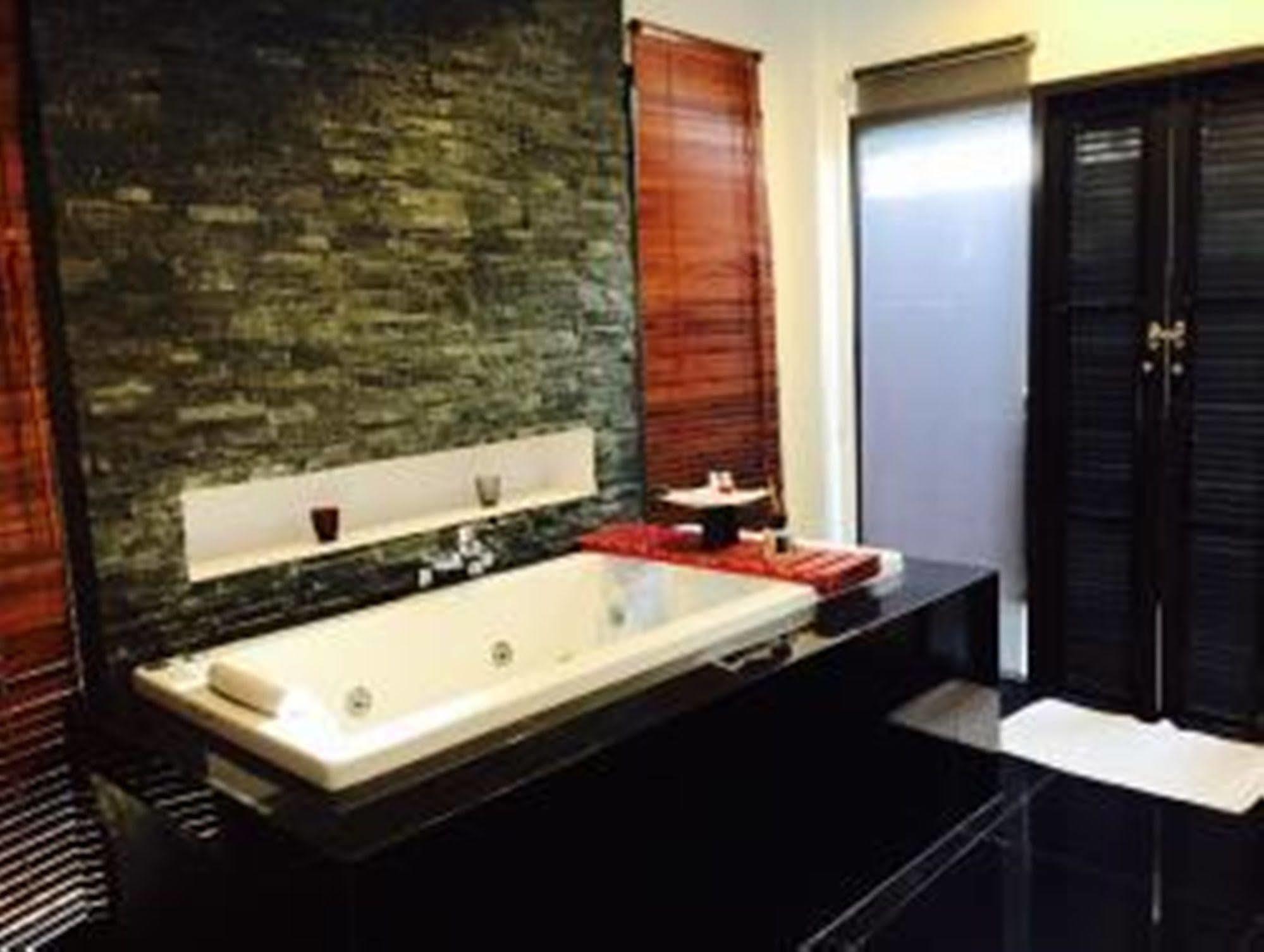 Ashcarya Boutique Resort Ban Bo  Esterno foto